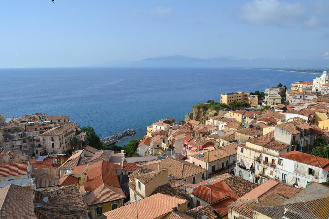 Il Terrazzo Su Pizzo Leilighet Eksteriør bilde