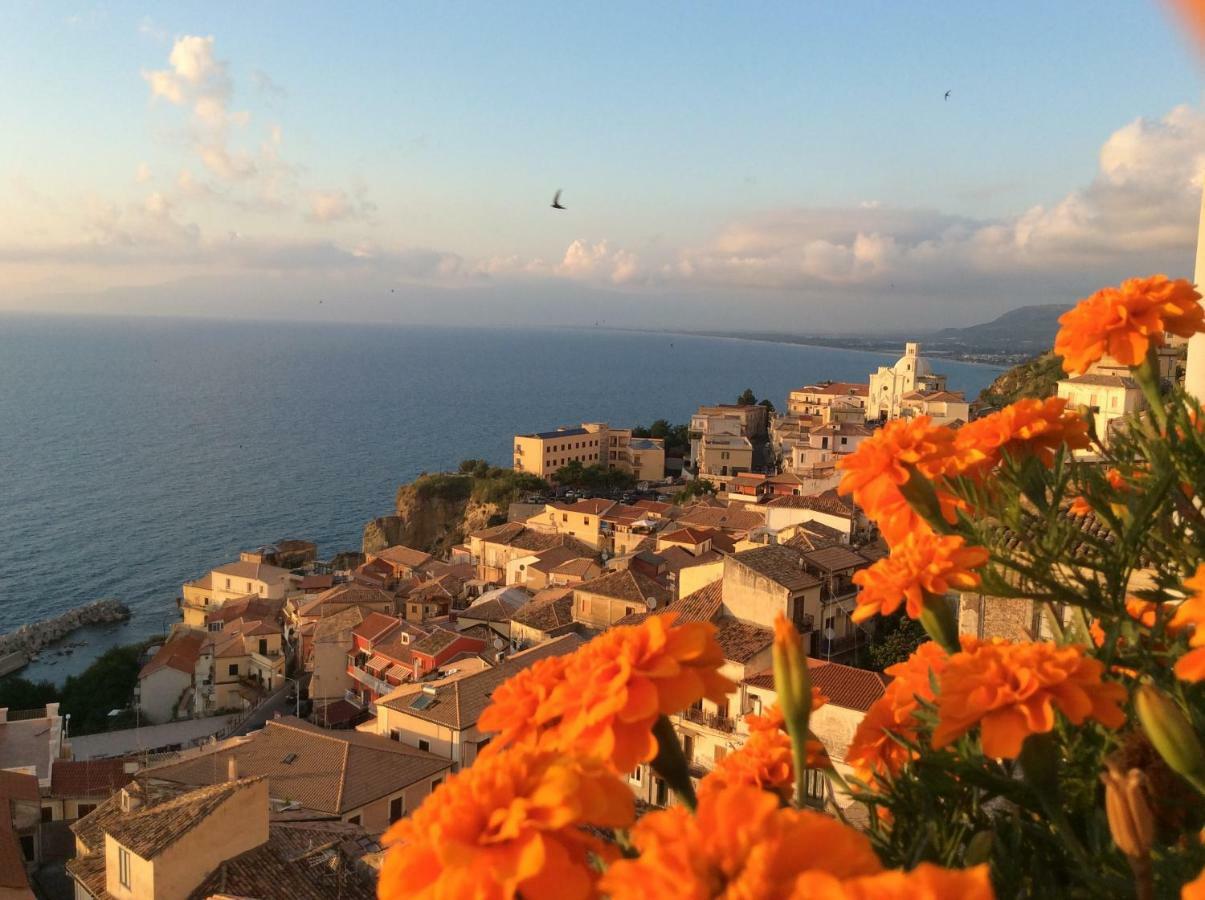 Il Terrazzo Su Pizzo Leilighet Eksteriør bilde
